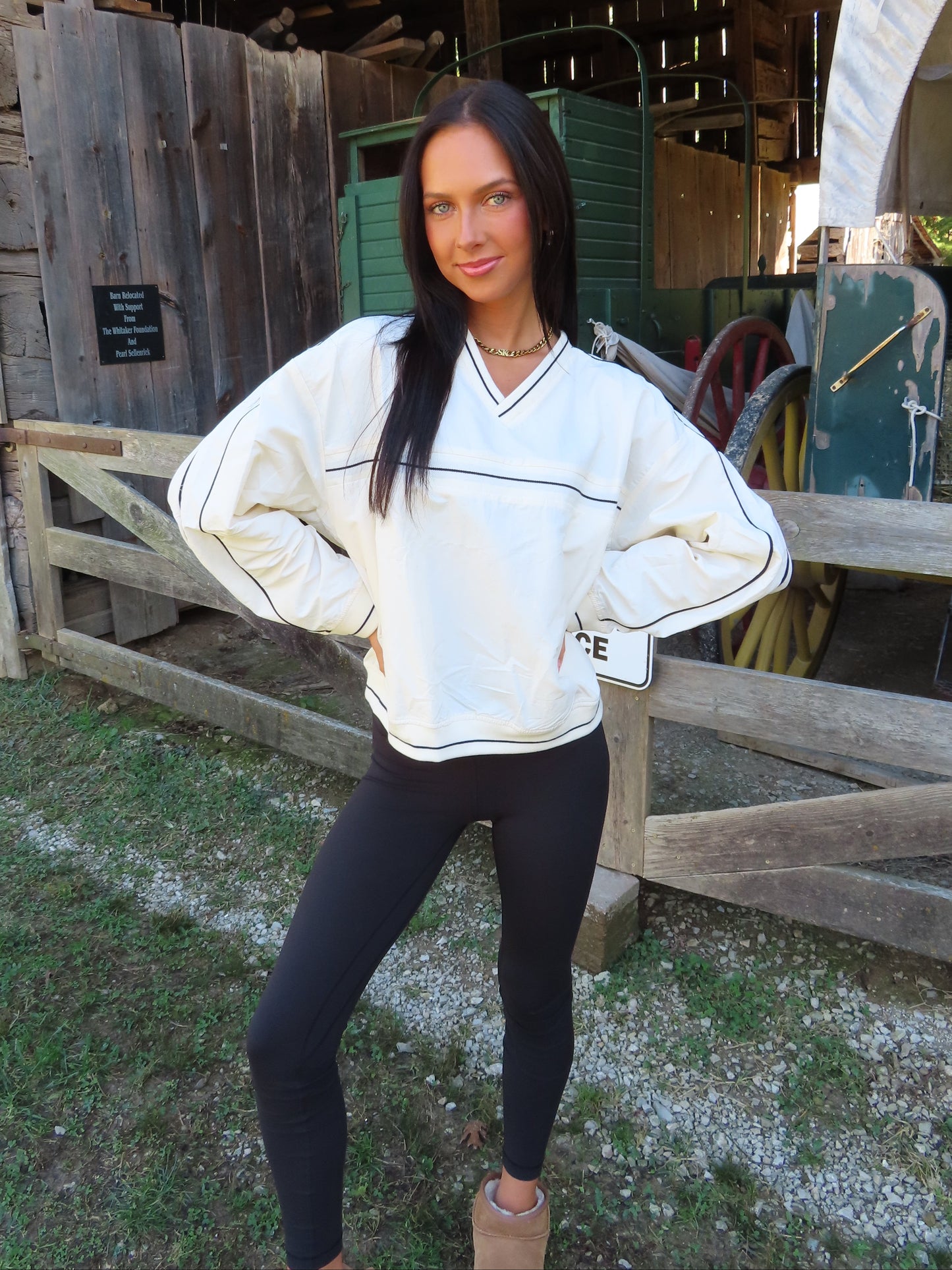 Cream Wrinkle V-Neck Pullover